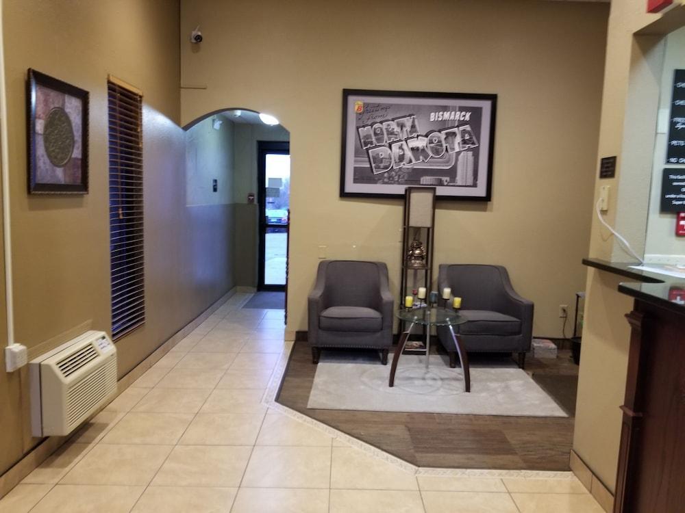 Super 8 By Wyndham Bismarck