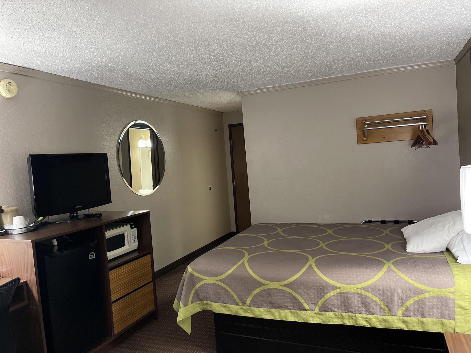 Super 8 By Wyndham