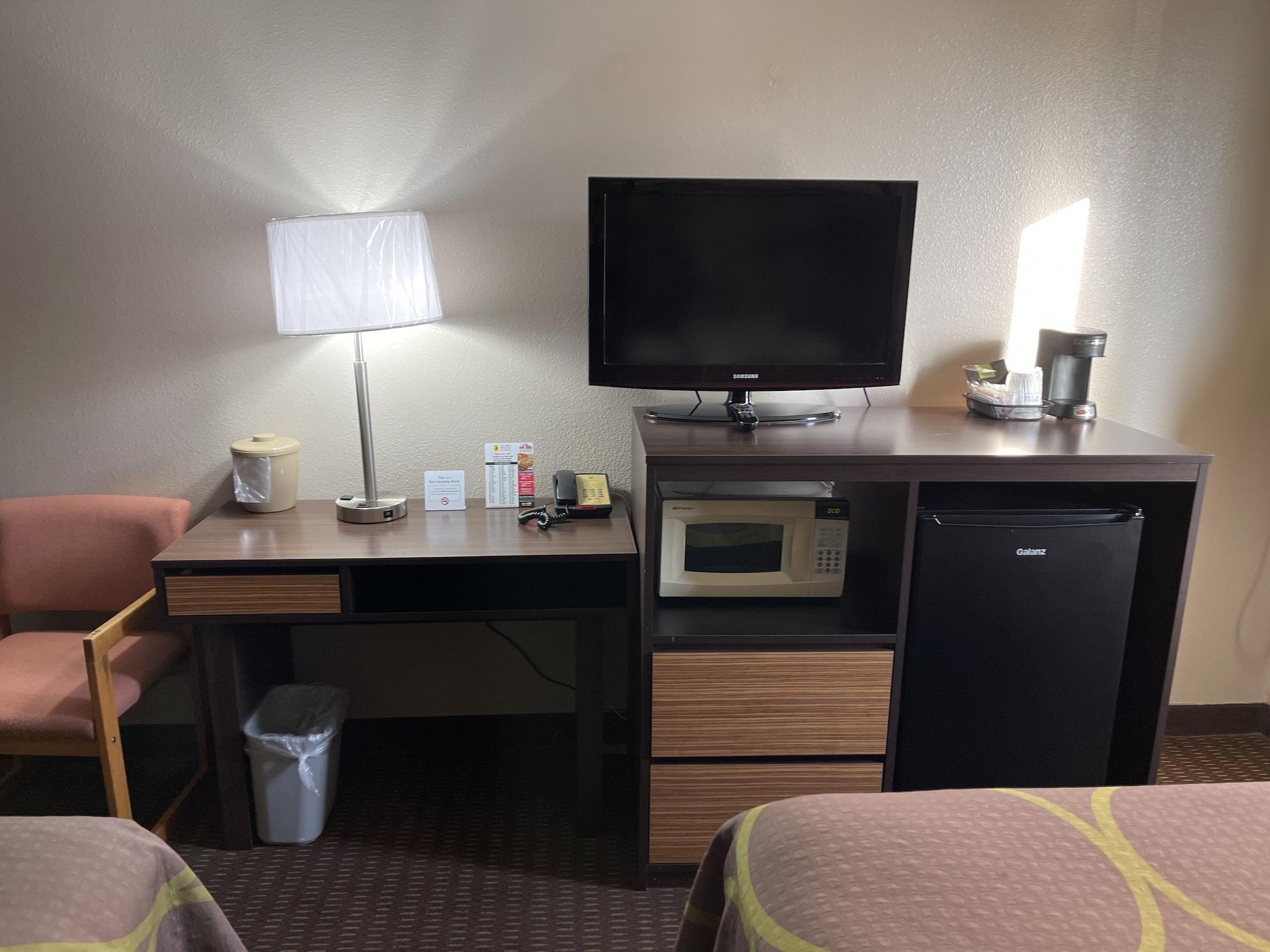 Super 8 By Wyndham Hotel Bismarck