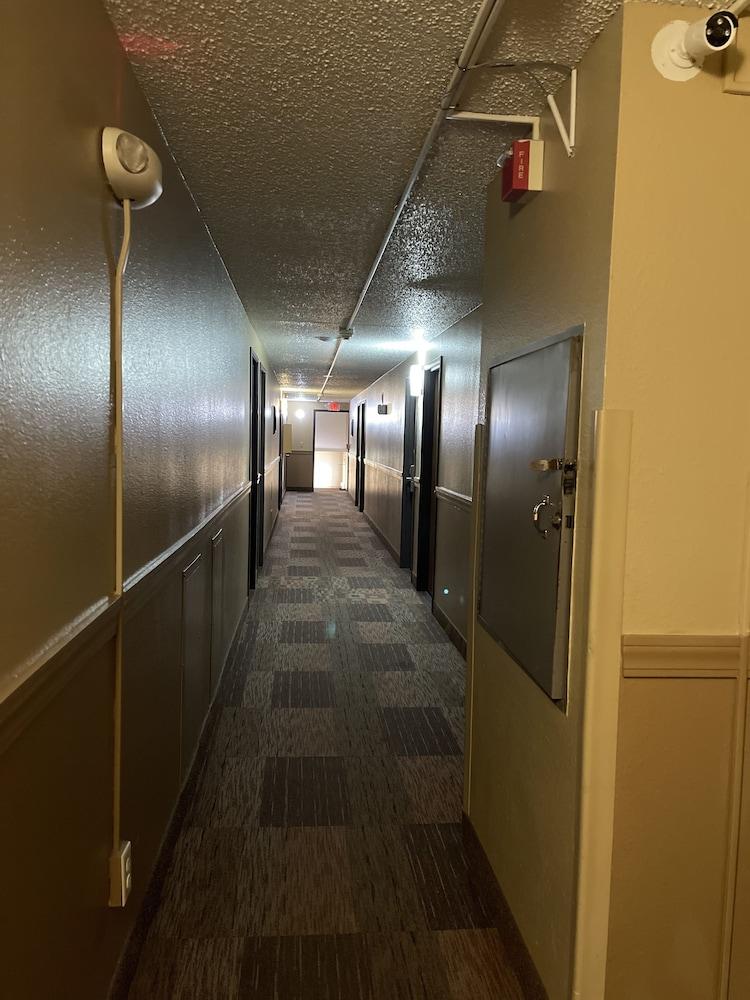 Super 8 By Wyndham 2* Bismarck